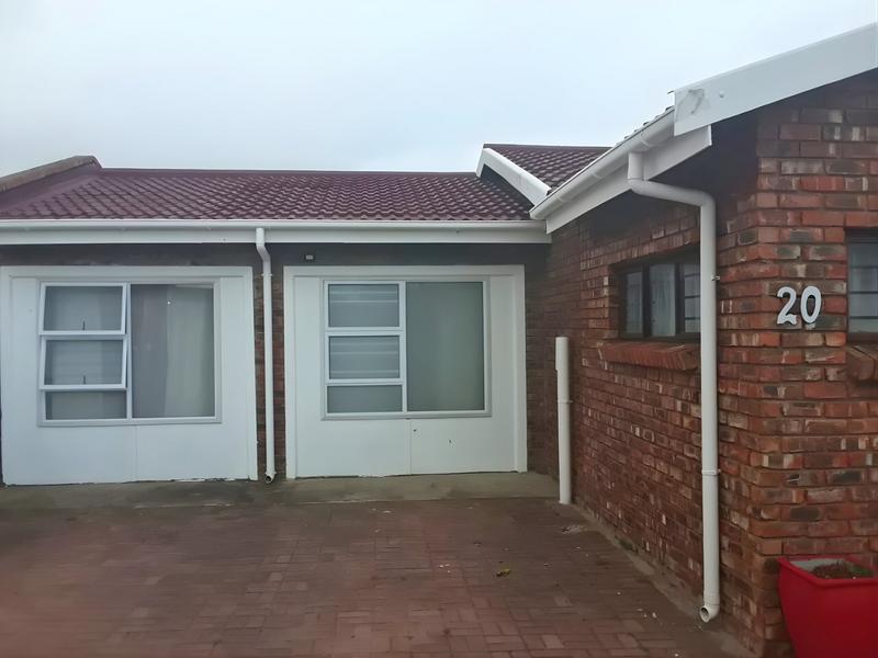 3 Bedroom Property for Sale in Heiderand Western Cape